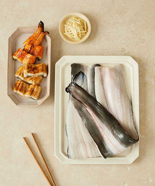 [자연애] 무항생제 자포니카 민물장어1kg(손질 후 600g+생강+소스증정)